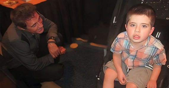 lucas ignores barry williams